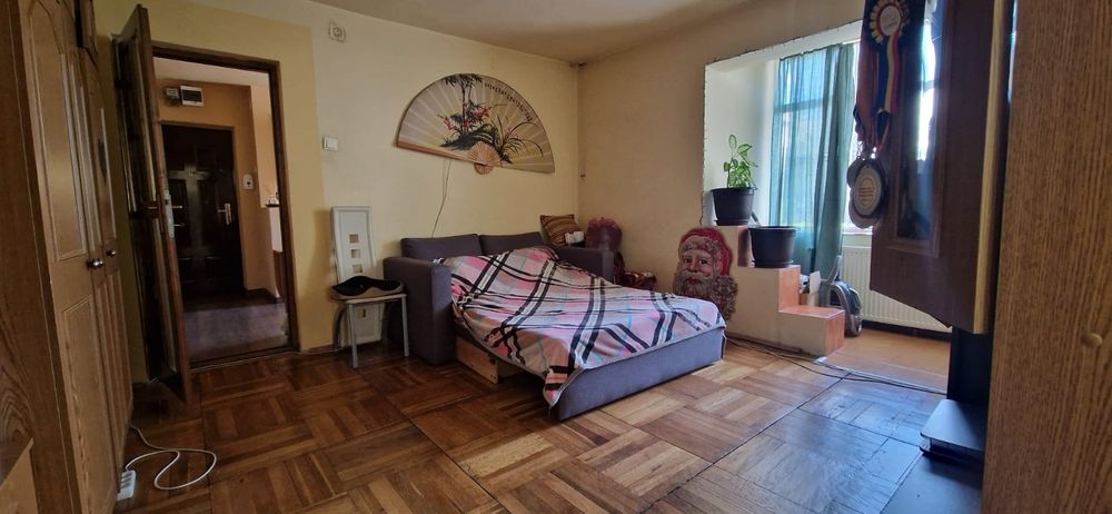 Apartament 2 camere de vanzare-Ineu jud ARAD