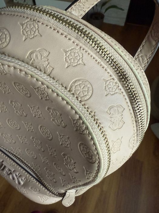 Дамски чанти Guess, Liu Jo, Mohito и други