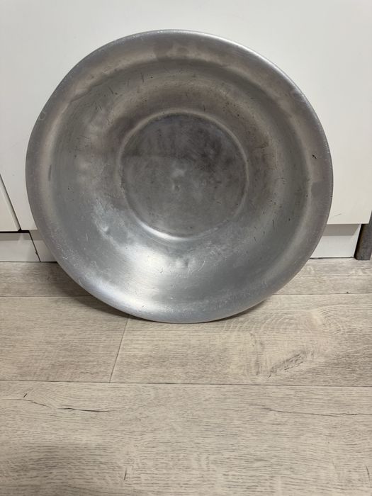 Тазик алюминевый.