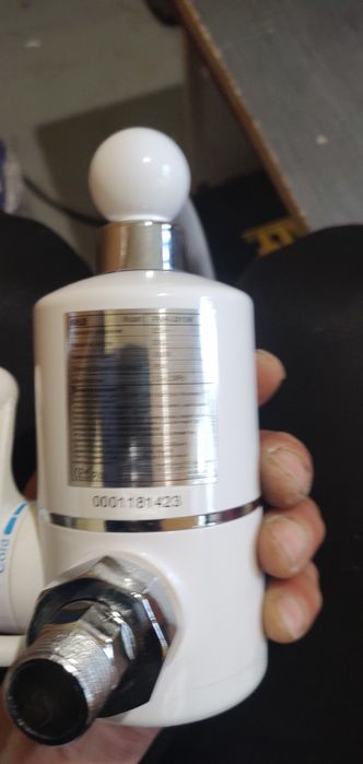 Продавам чисто нов  бойлер за Кухня