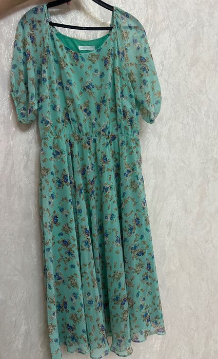 Летнее платье, в отличном состоянии