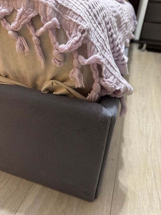 Продам кровать двуспальную