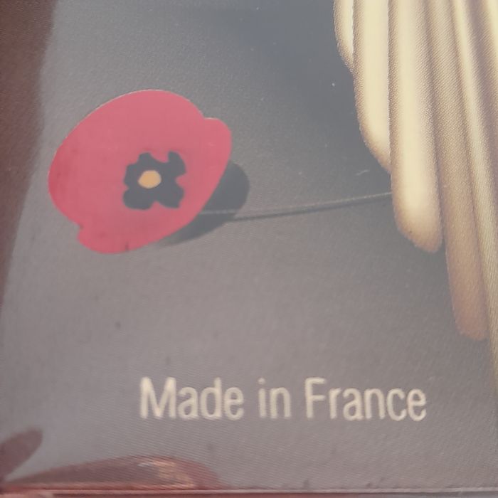 Madam Coco парфюм новый  продаю.