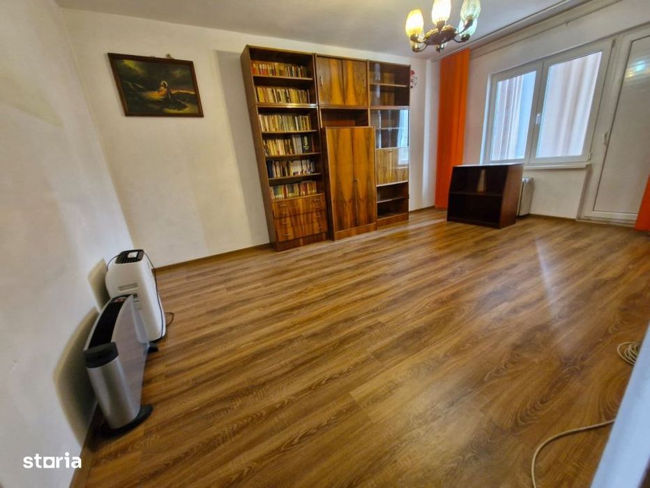 Apartament 3 camere – Dristor | Decomandat | Etaj 4/4 | Bloc reabili