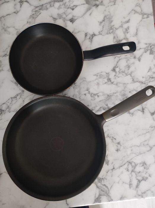 7000тг сковорода 2шт
