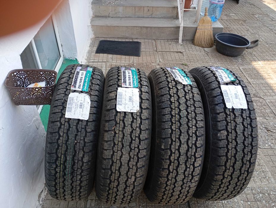 Комплект 4 гуми Brigestone