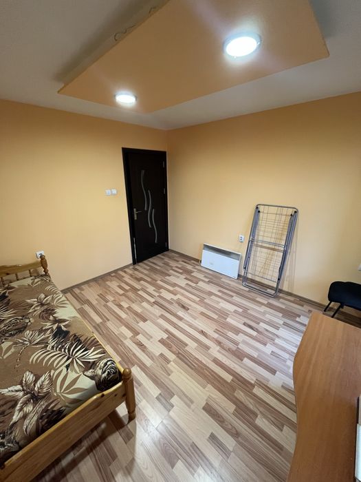 Продава се Четиристаен апартамент в Дупница - 100 кв.м за 1100 €/кв.м - Снимка #3