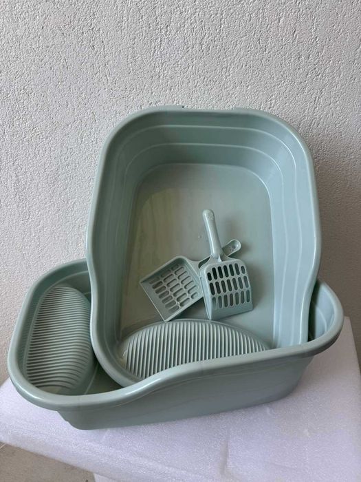 Открита Котешка Тоалетна - Различни Цветове