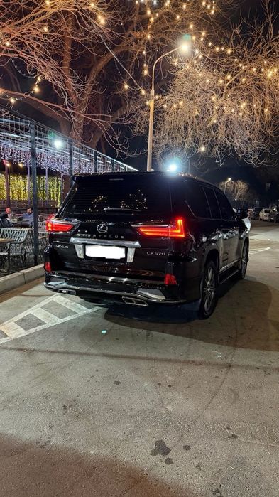 Lexus lx 570 supersport