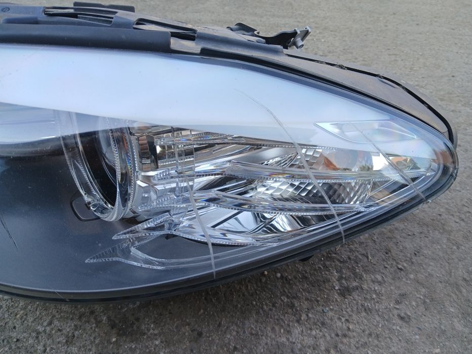 Far Dreapta Bmw F10 din 2012