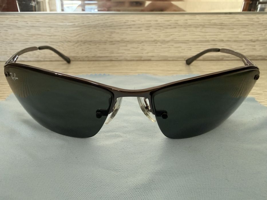 Солнцезащитные очки Ray-Ban