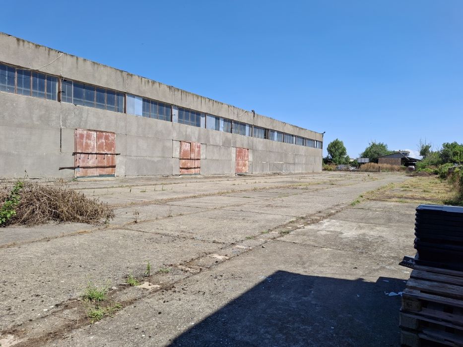 Продава се Склад в Нова Загора - 4500 кв.м за 147 €/кв.м - Снимка #8