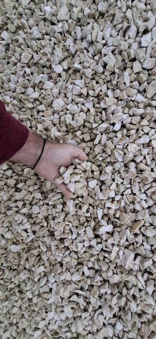 Piatra ornamentală decorativă amenajări granit calcar