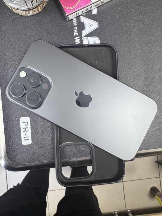 Vand/schimb Iphone 16 pro max