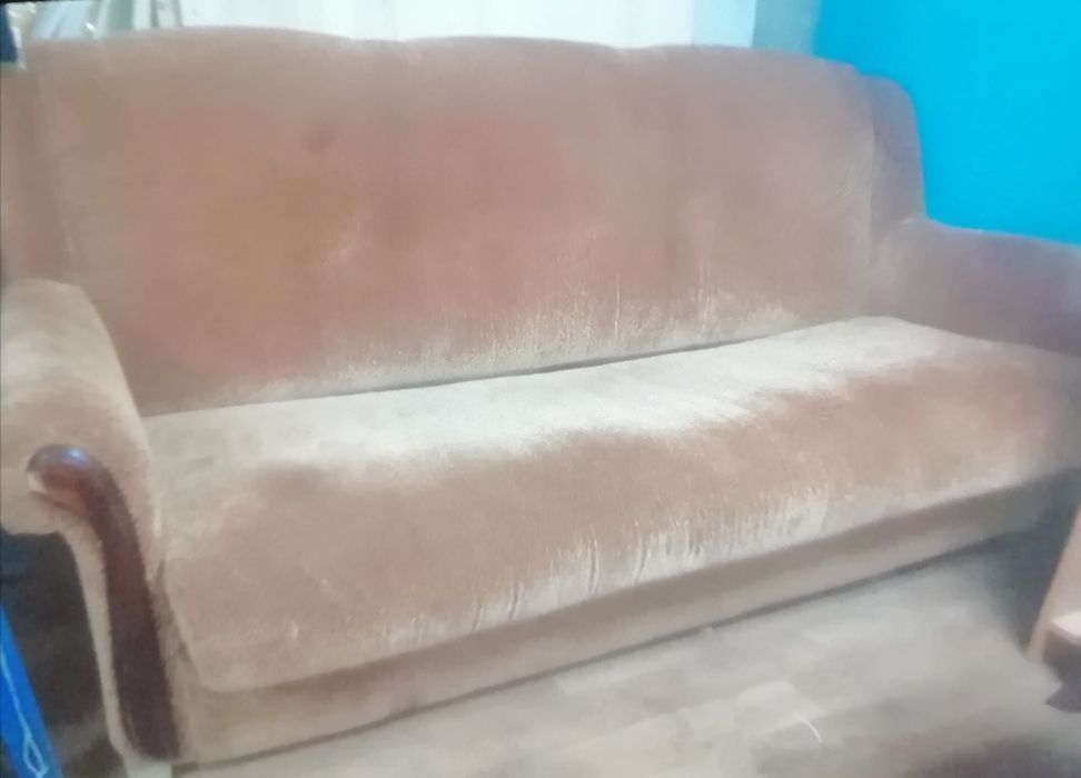 Продам Диван раскладной 15000т