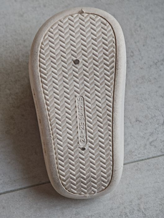 Тапочки детские для девочек продаются