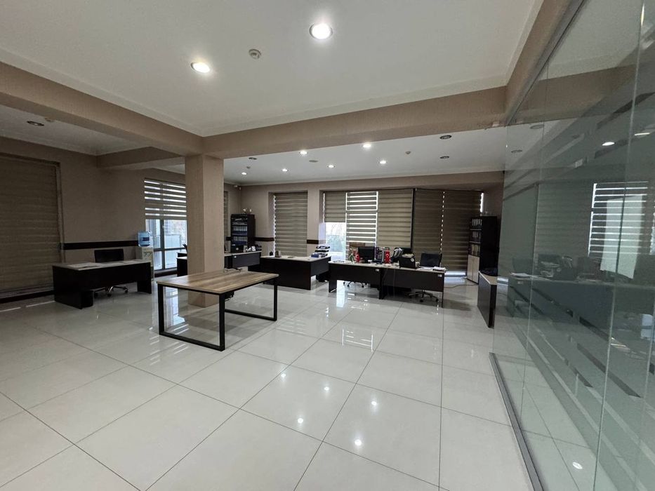 Сдаётся Здание вдоль дороги 2200м2 Орн Нукус Северный вокзал (N270)