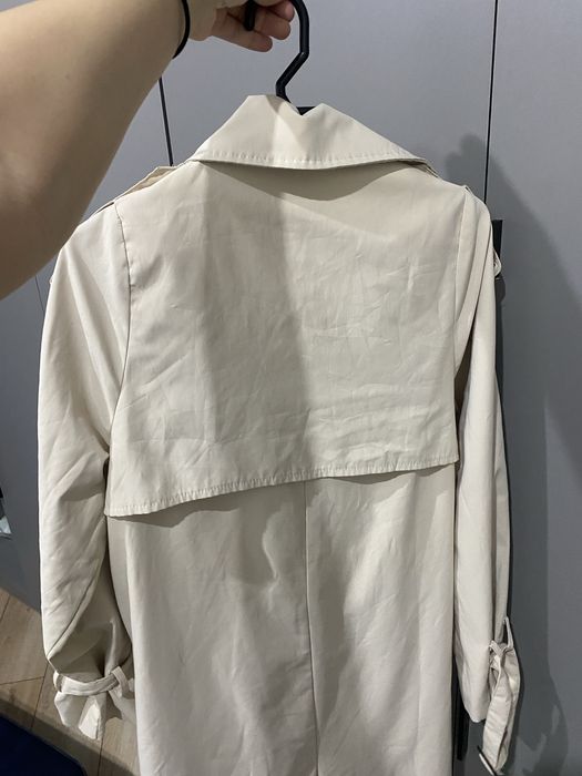 Тренч бежевый 44рр