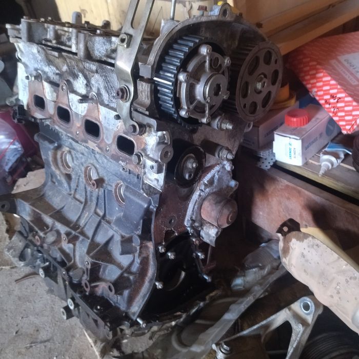 Рено Пежо цетроян