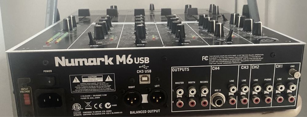 Vand mixer Numark M6 usb