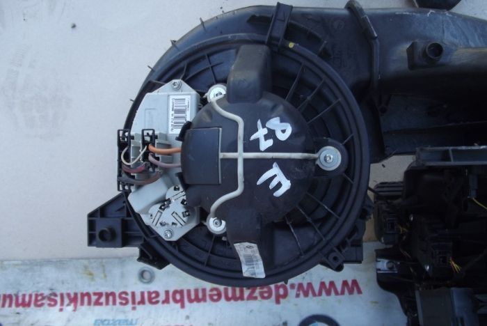 Motoras aeroterma BMW E87 E81 seria 1 rezistenta trepte dezmembrez e87