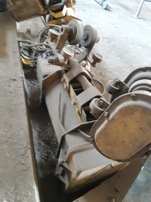 Продам тельфер Q-1тн