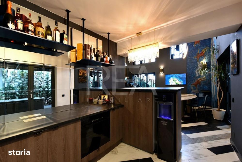 Blue Velvet in Cloud 9– Duplex Parter | Groundfloor Duplex METROU AV
