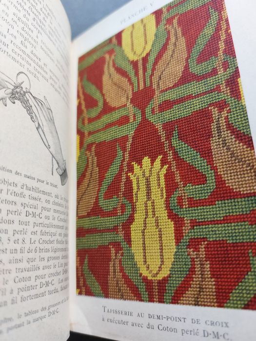 Carte veche enciclopedie de broderii și crosetat