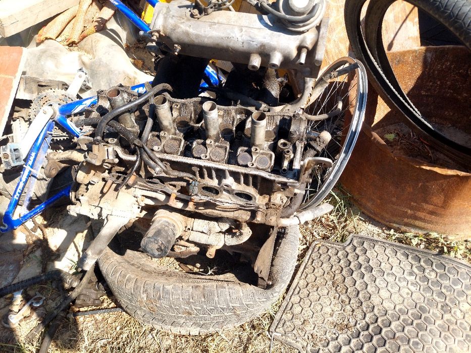 Продам матор от карина е