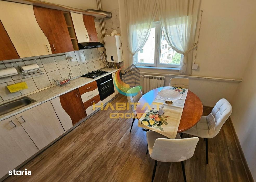 3 camere - liber - foarte curat