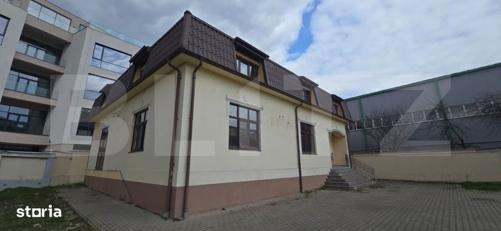 Spatiu comercial tip casa, D+P+M, 440 mp, zona centrala Craiova