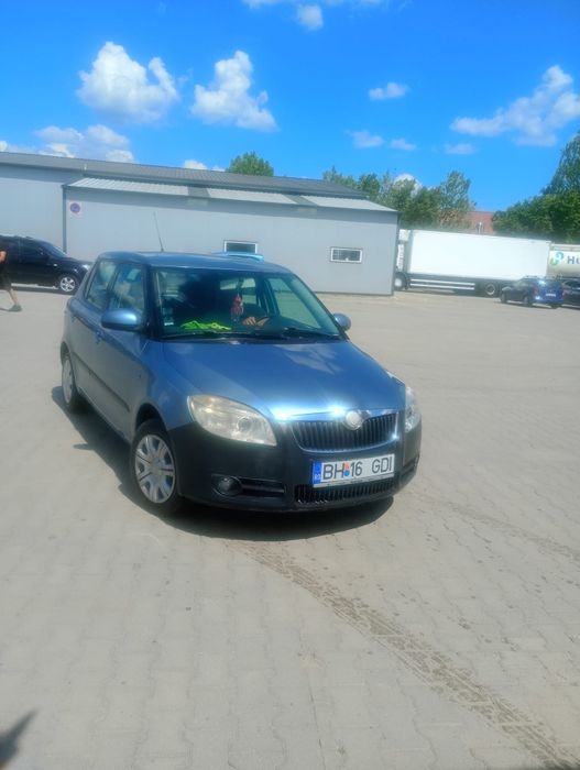 Vând Skoda Fabia 2