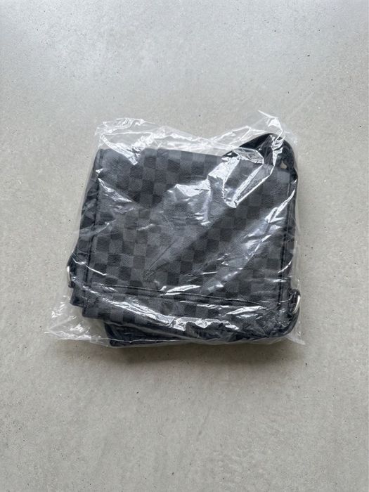 Borseta LV Stoc Limitat
