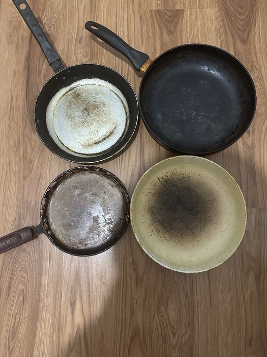 Сковороды разные