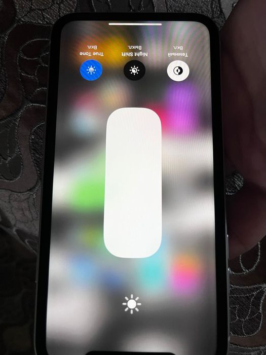 Apple 11. 64 гб  телефон