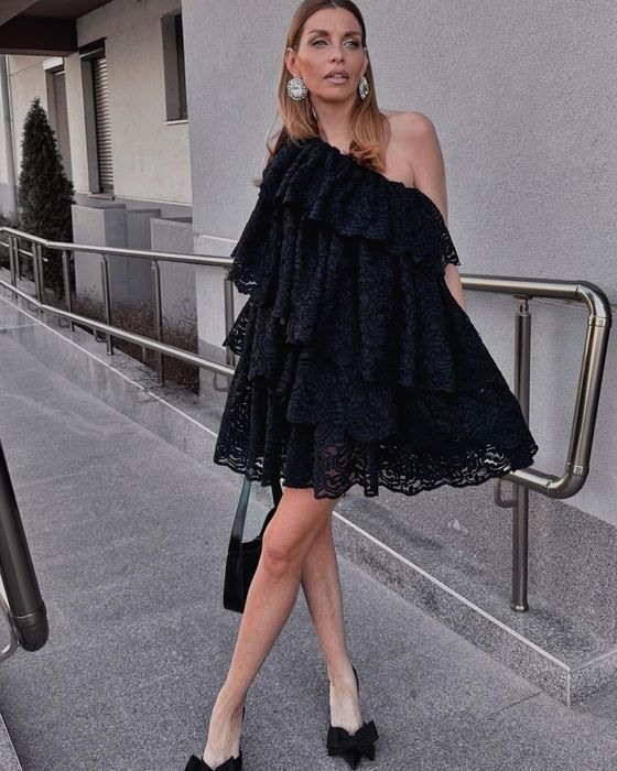 Черна дантелена рокля by Neli Markova