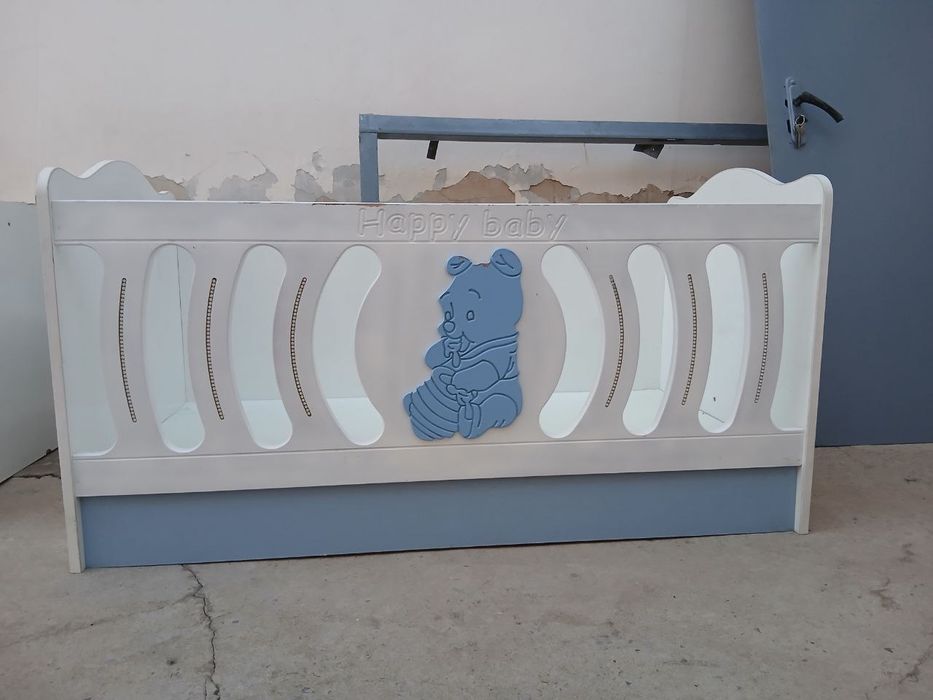 Продаю детски кравать и шкаф