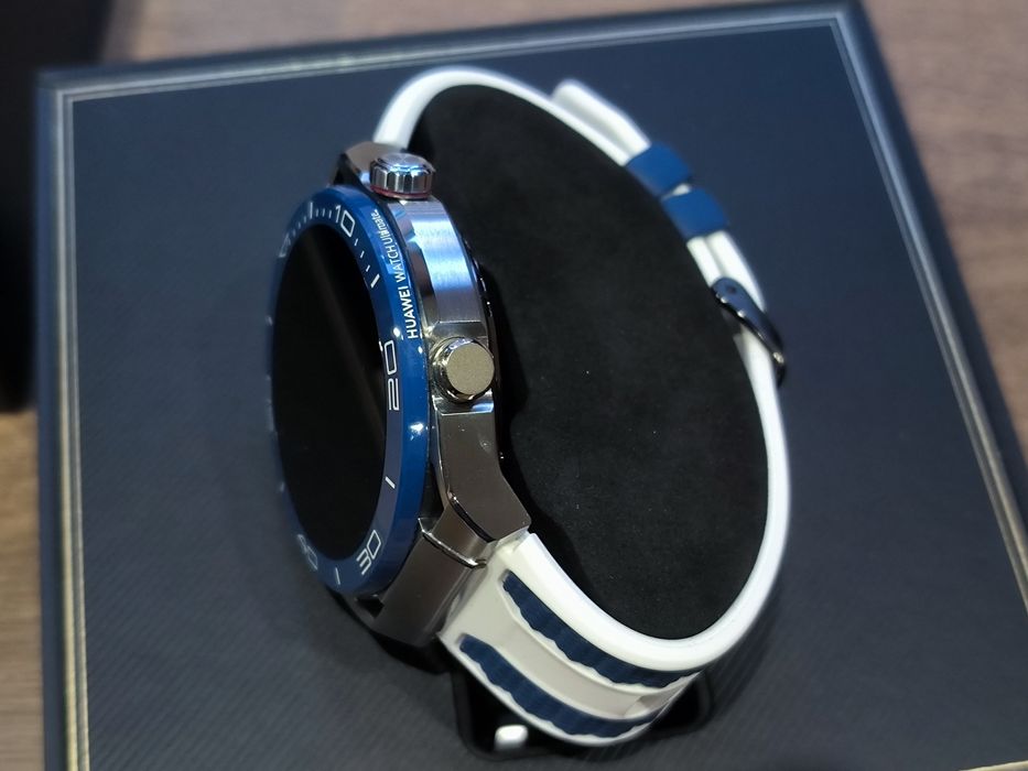 Huawei watch ultimate Blue Titanium