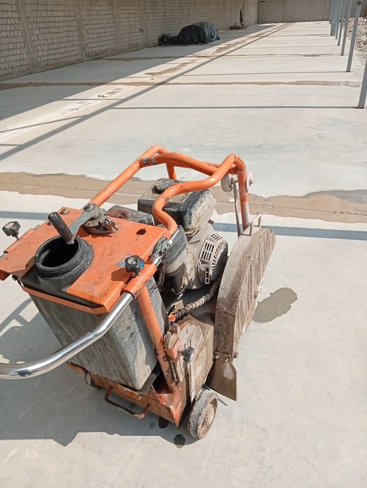 Shvariz asfalt beton kesish