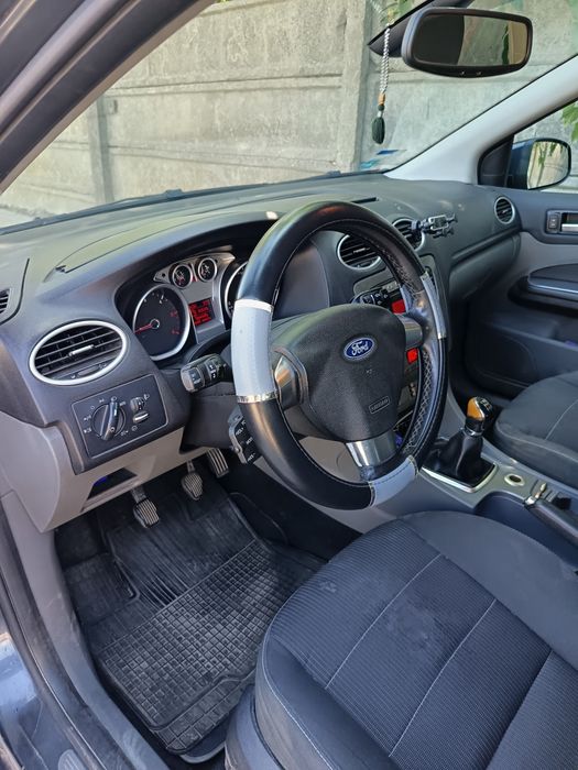 FORD Focus 2008 — imagine 5