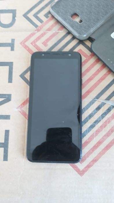 Самсунг j4+ айфон