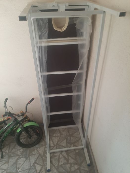 Продаётся мед.-массаж кушетка