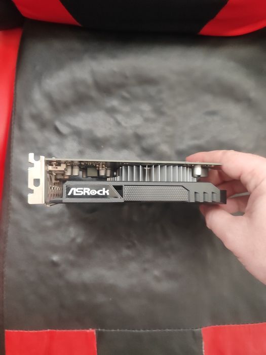 Видеокарта RX 560 2GB ASRock Phantom Gaming