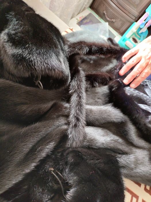 Продам норковую шубу