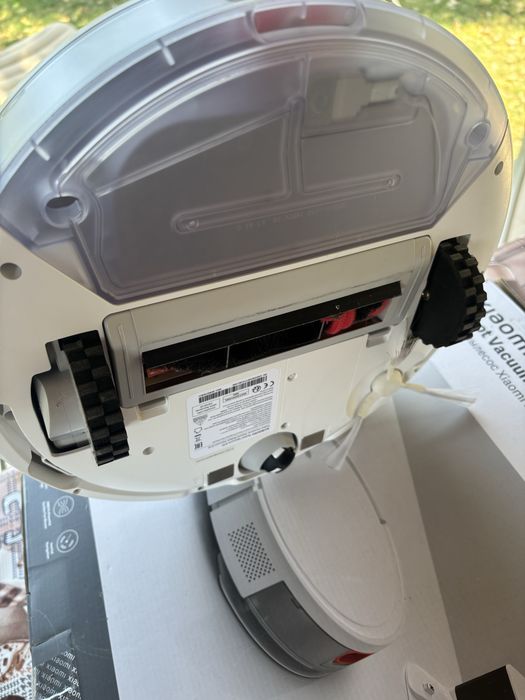 Xiaomi robot vacuum E10