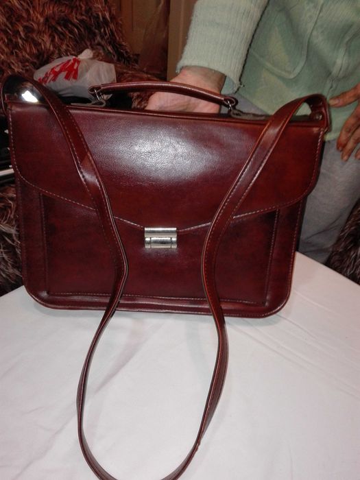 Дамски чанти в отлично състояние