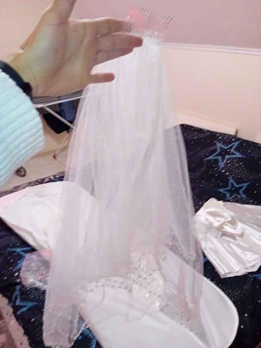 Булченска рокля, като нова + воал + къса парти бяла рокля.