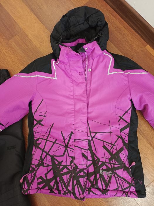 Продам лыжный костюм