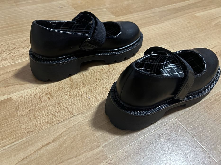 Продам  женские туфли