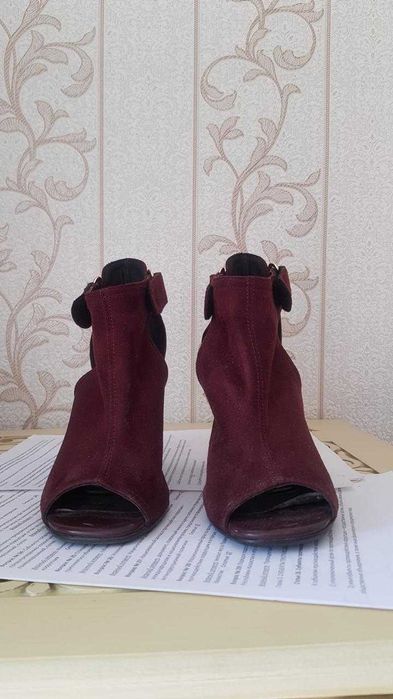 Босоножки 36 размера